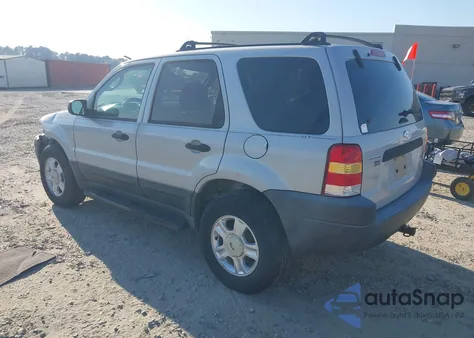 2003 Ford Escape Xlt z USA, uszkodzony, nr VIN 1FMYU93183KB81224